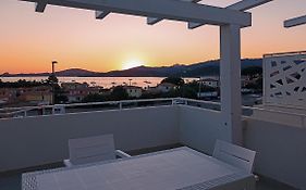 Welcomely - White Terrace - Condominio Acqualife